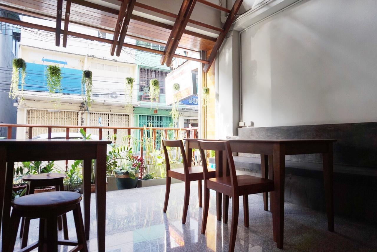 Boon Street Hostel Bangkok Dış mekan fotoğraf